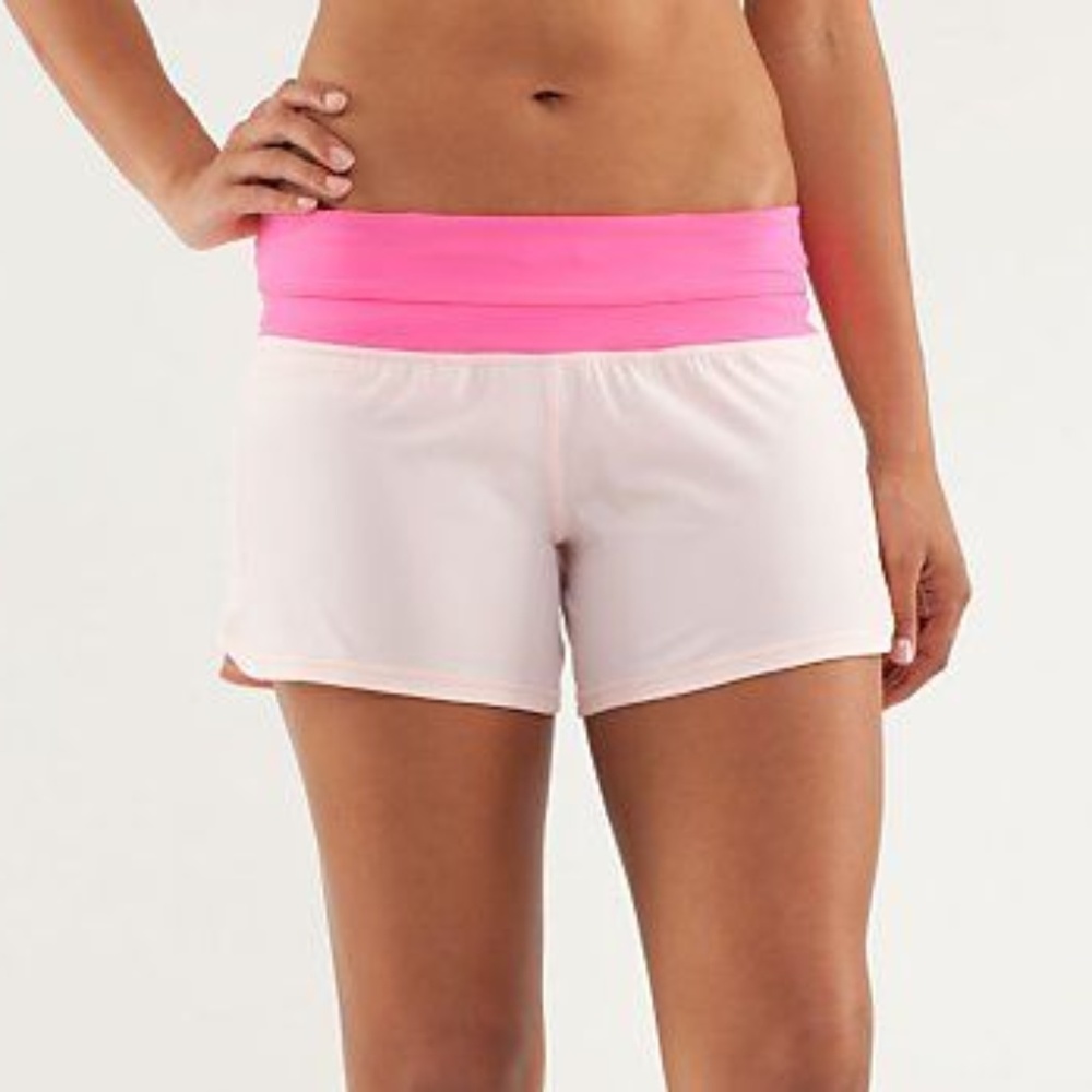 Lululemon Groovy Run Short